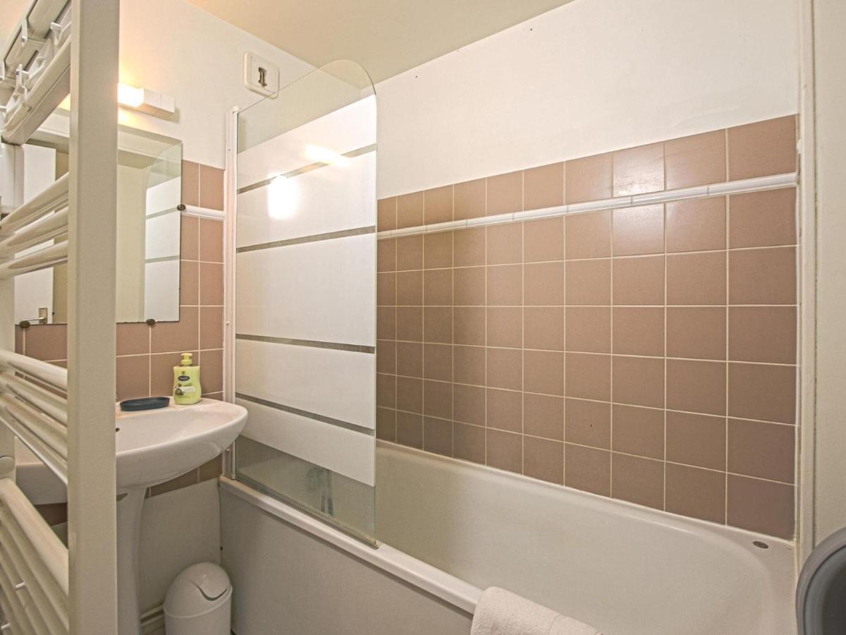 Modern Apartment In Bayeux Near Tapestry Museum Buitenkant foto